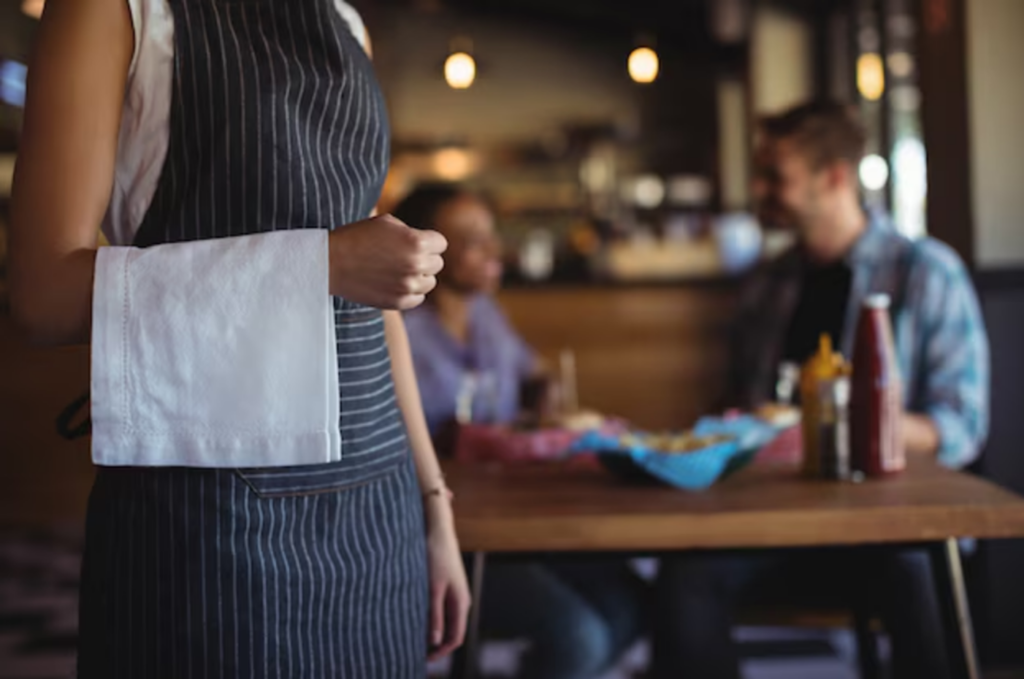 Cómo reducir rotación de personal restaurante